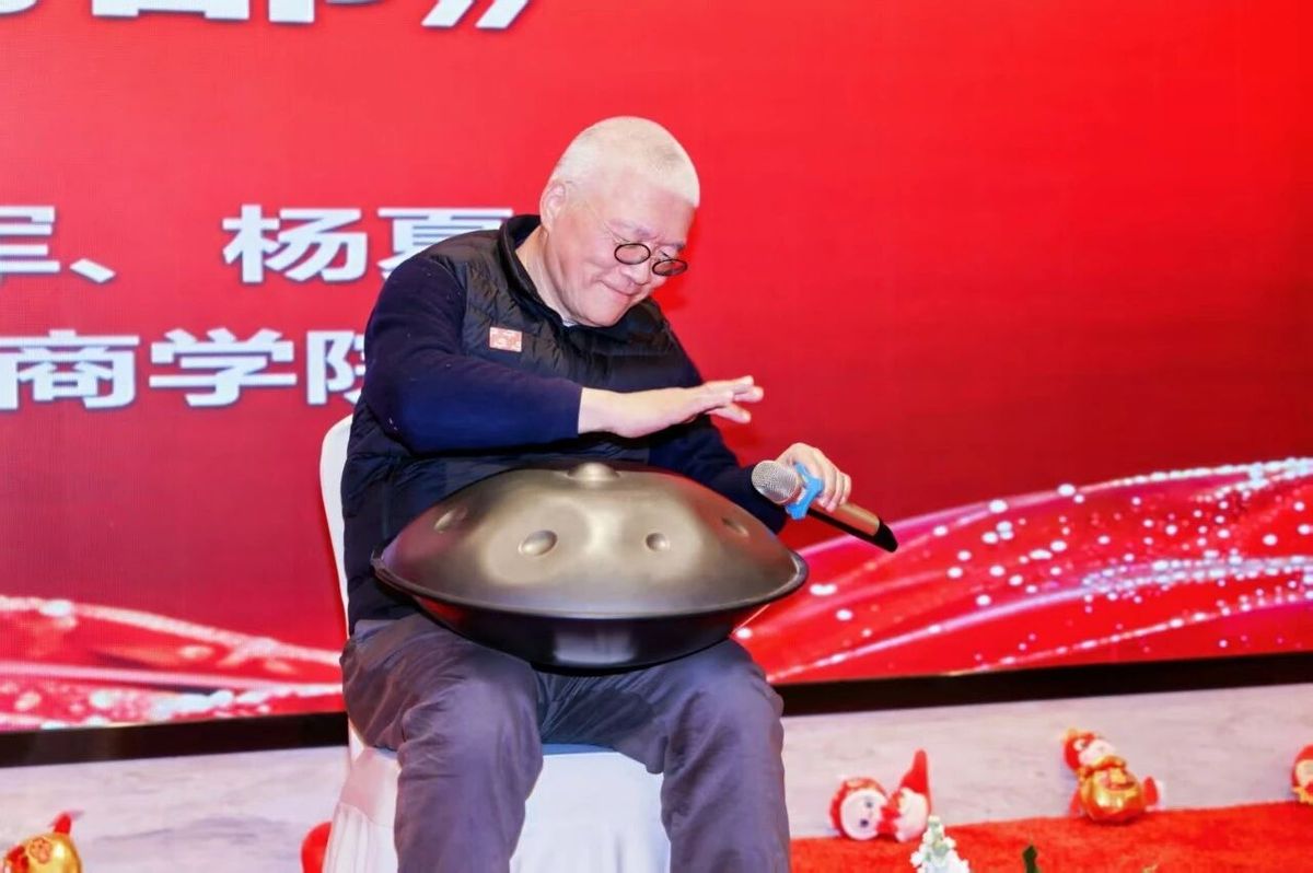 手碟演奏