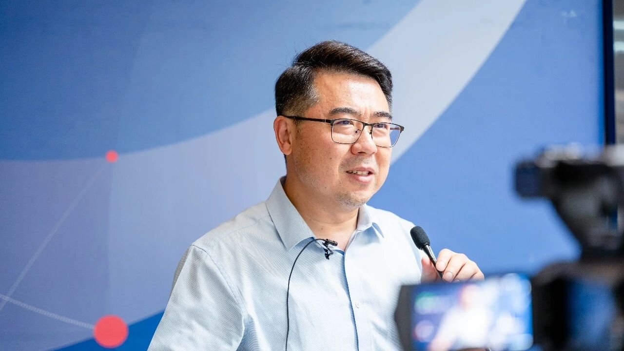 王绍凯老师授课中